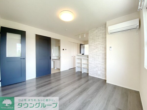 寝室(★お部屋探しは株式会社タウンハウジング東京まで★)