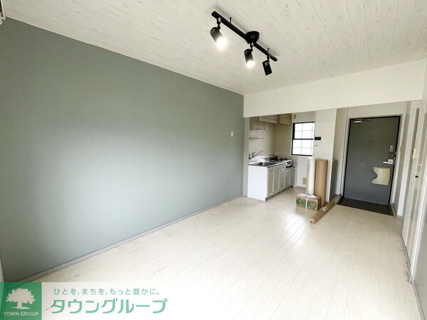 リビング・居室(★お問い合わせはタウンハウジング聖蹟桜ヶ丘店まで★)
