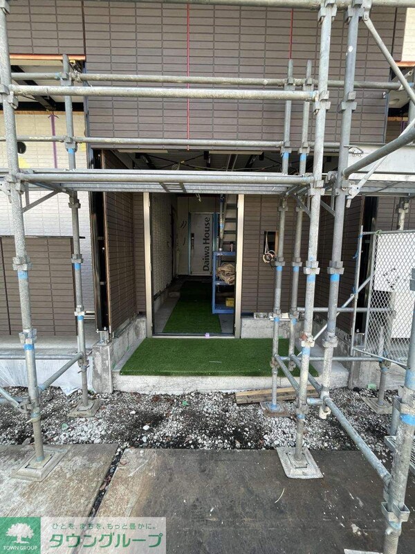 ロビー(駐車場)