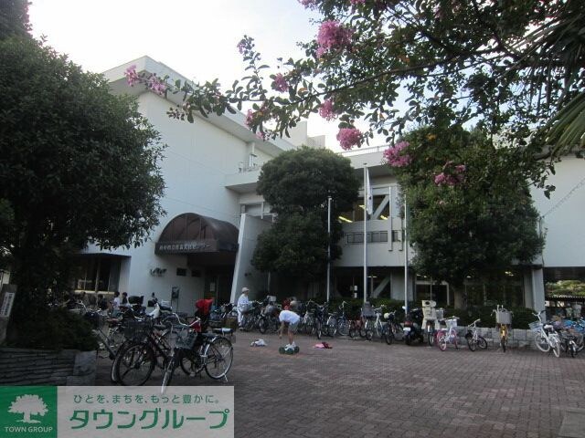 府中市立住吉図書館