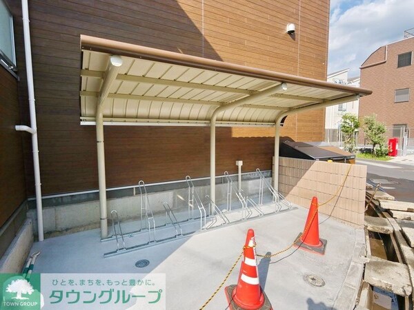 駐車場(★お部屋探しはタウンハウジング稲田堤店まで★)