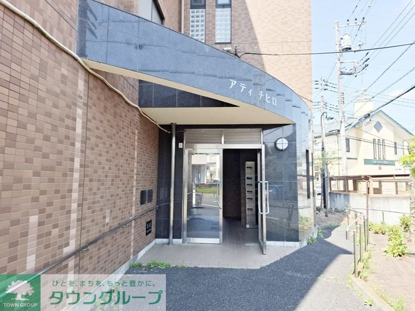エントランス(★お部屋探しは、タウンハウジング多摩センター店へ★)