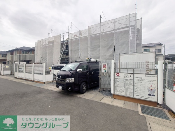 エントランス(駐車場)