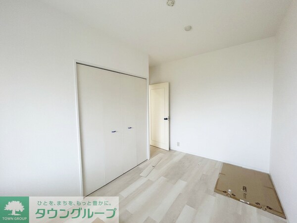 寝室(★お部屋探しは株式会社タウンハウジング東京まで★)