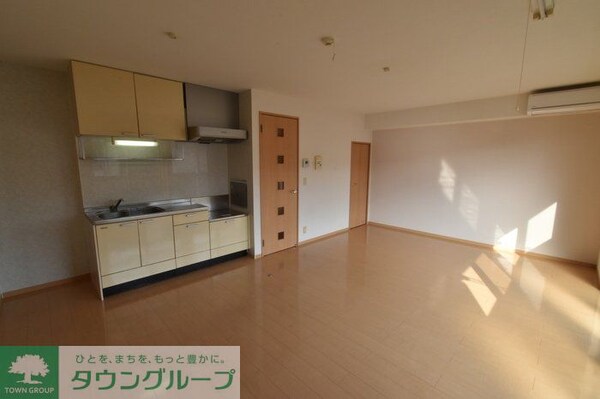 リビング・居室(★お部屋探しは株式会社タウンハウジング東京まで★)