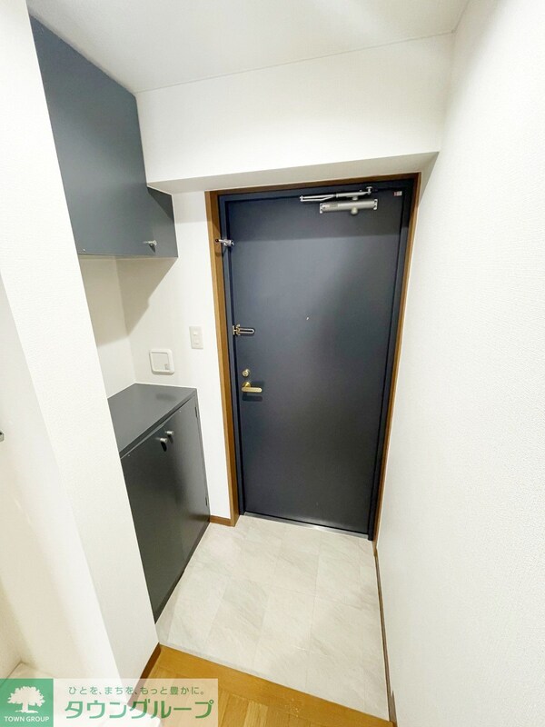 玄関(★お部屋探しは株式会社タウンハウジング東京まで★)