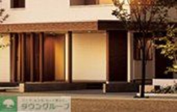 エントランス(★お問い合わせはタウンハウジング聖蹟桜ヶ丘店まで★)