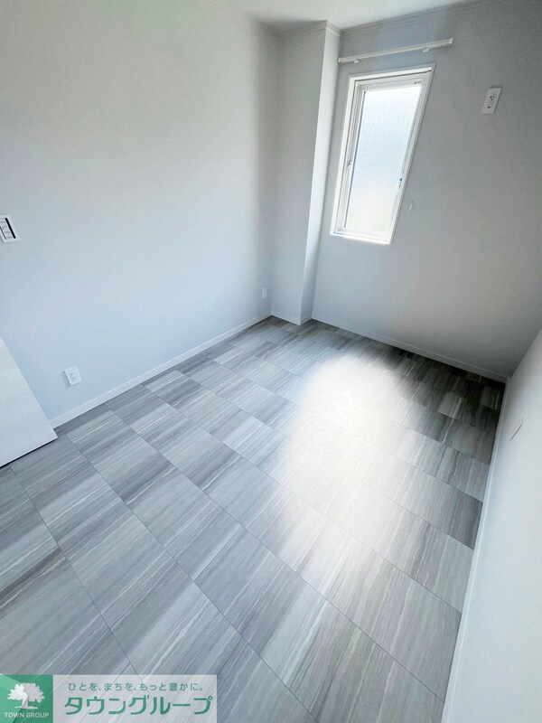 寝室(★お部屋探しは株式会社タウンハウジング東京まで★)