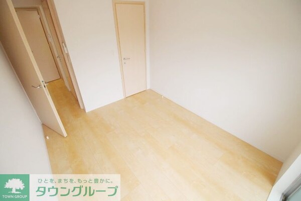 リビング・居室(※別部屋参考写真です)