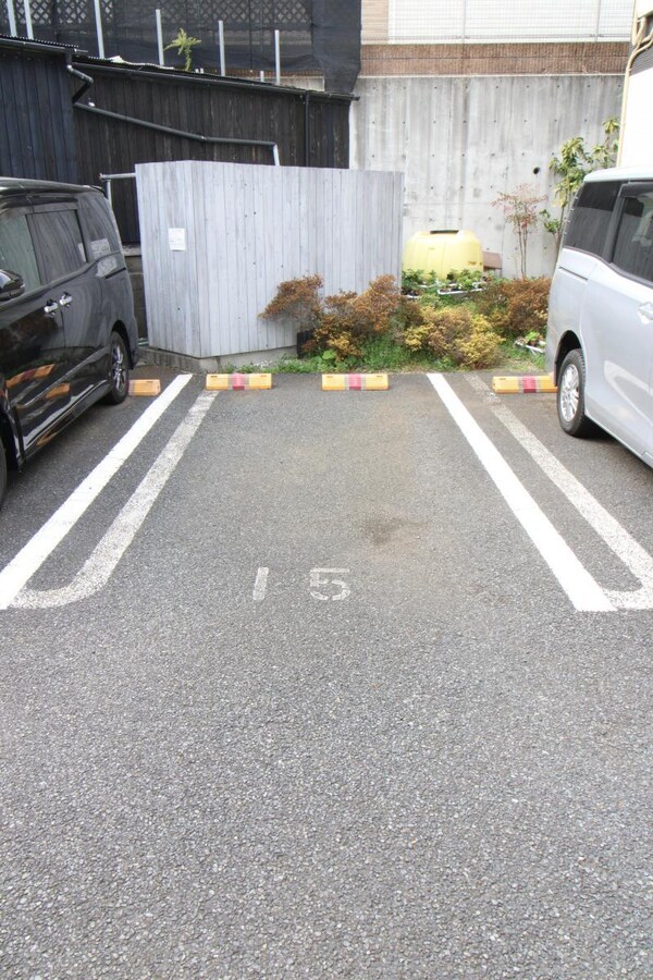 駐車場(駐車場)