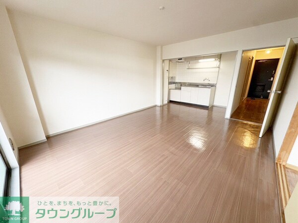 リビング・居室(同建物別号室参考写真)