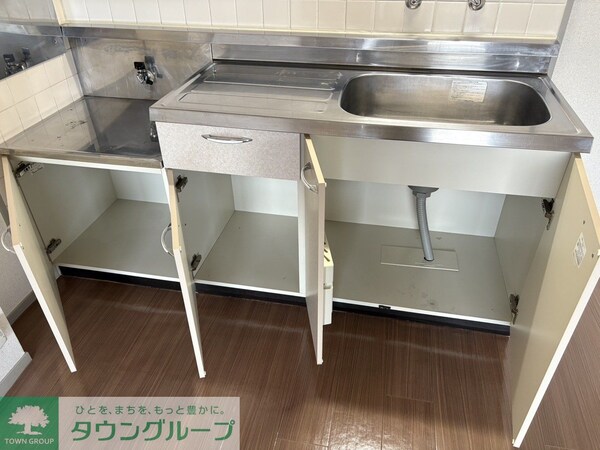 収納(同建物別号室参考写真)