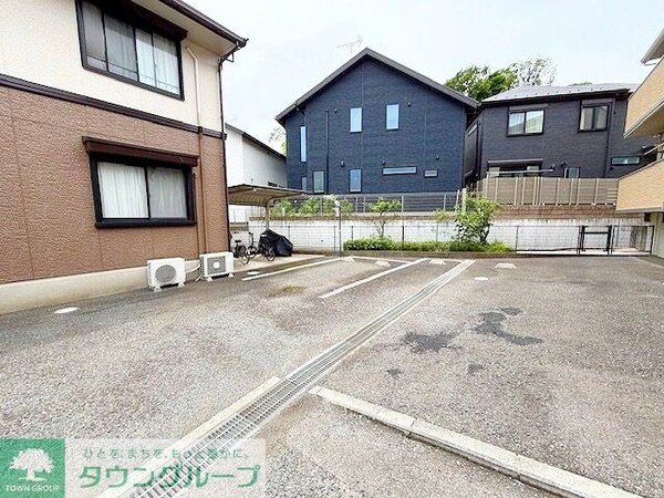 駐車場(駐車場)