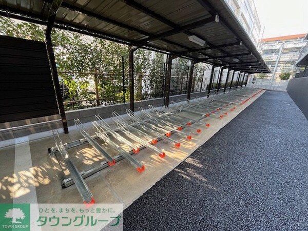 設備(駐輪場／月額220円)