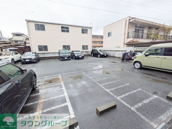 駐車場(駐車場)