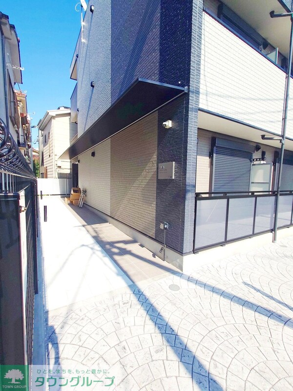 エントランス(庭)