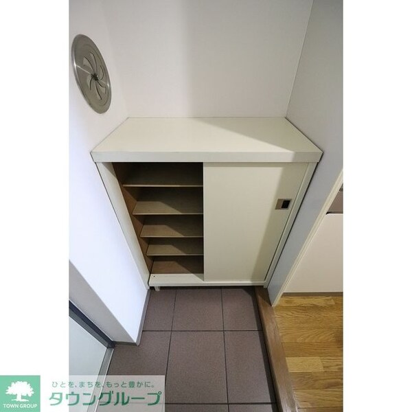 玄関(同タイプ部屋)