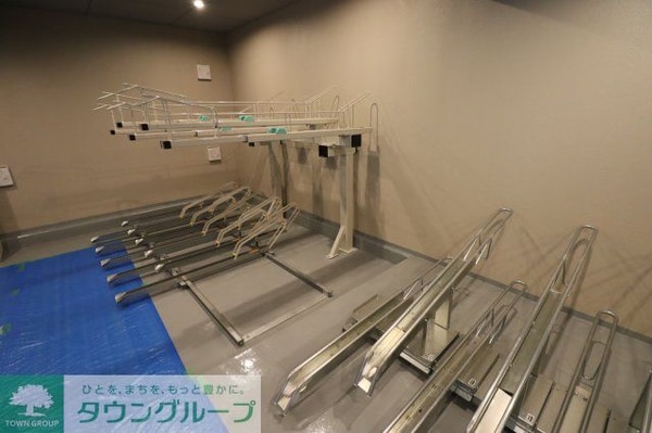 駐車場(駐輪場)