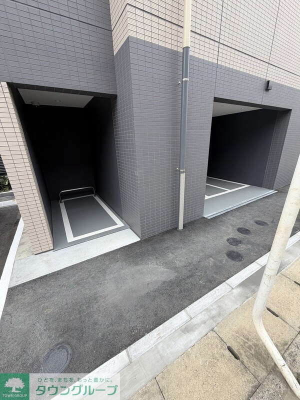 駐車場(エントランス)