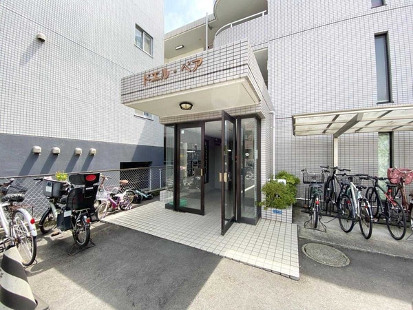 エントランス(★お部屋探しはタウンハウジング稲田堤店まで★)