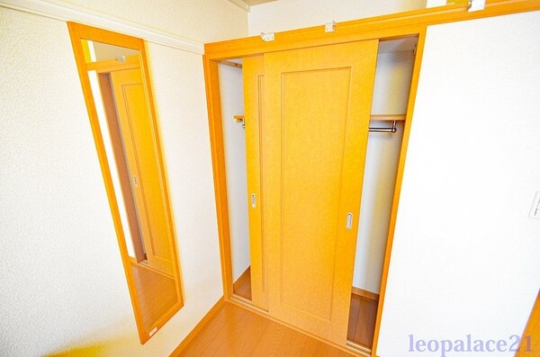 収納(同タイプモデル写真です)