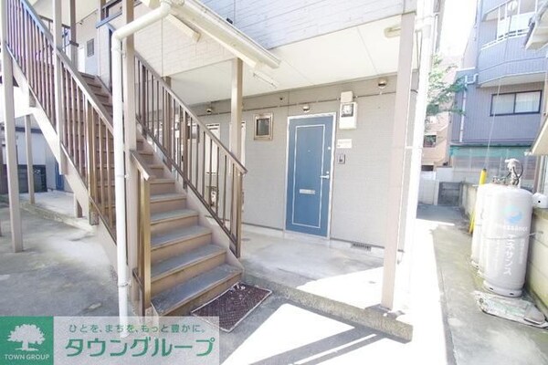 エントランス(★お部屋探しはタウンハウジング稲田堤店まで★)