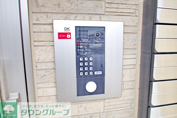 エントランス(★お部屋探しはタウンハウジング稲田堤店まで★)