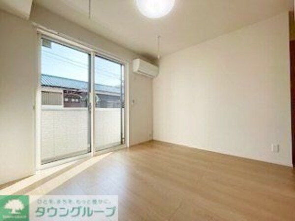 リビング・居室(★お問い合わせはタウンハウジング聖蹟桜ヶ丘店まで★)