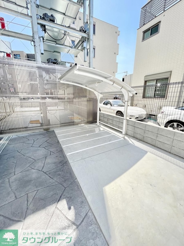 駐車場(★お部屋探しはタウンハウジング稲田堤店まで★)