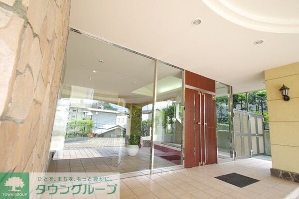 エントランス(★お部屋探しはタウンハウジング稲田堤店まで★)