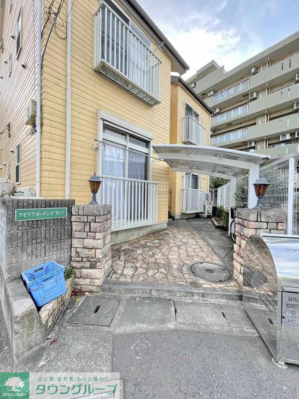 エントランス(★お部屋探しはタウンハウジング稲田堤店まで★)