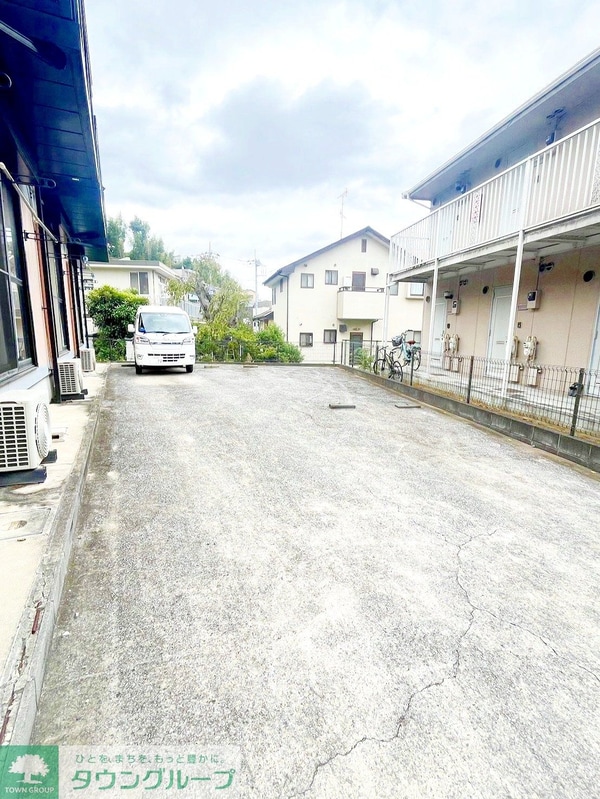 駐車場(☆読売ランド駅から徒歩３分で通勤・通学も便利！☆)