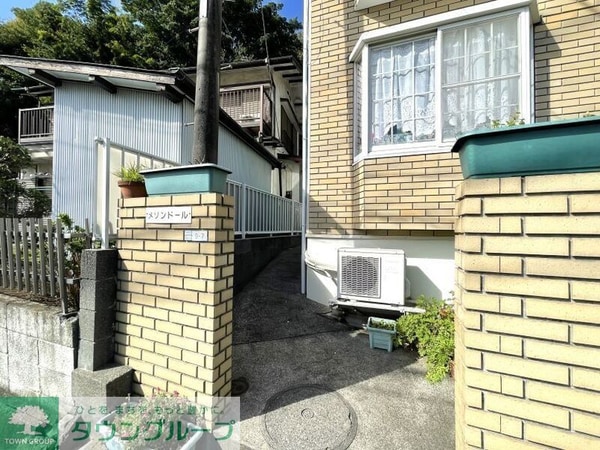 エントランス(★お部屋探しはタウンハウジング稲田堤店まで★)