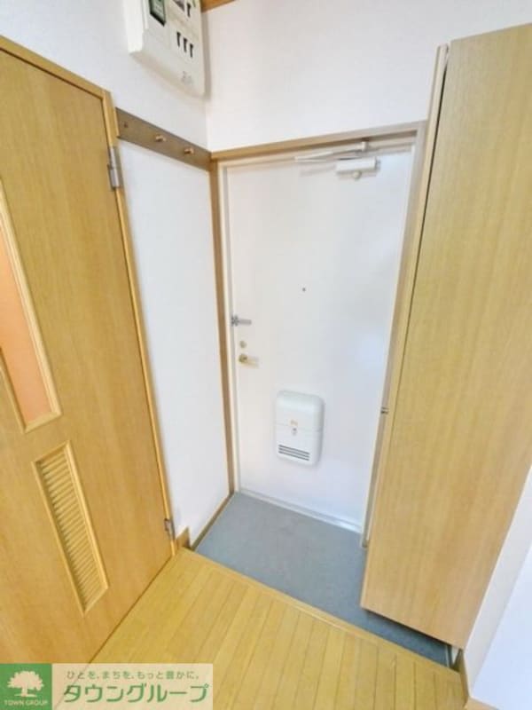 玄関(★お部屋探しはタウンハウジング稲田堤店まで★)