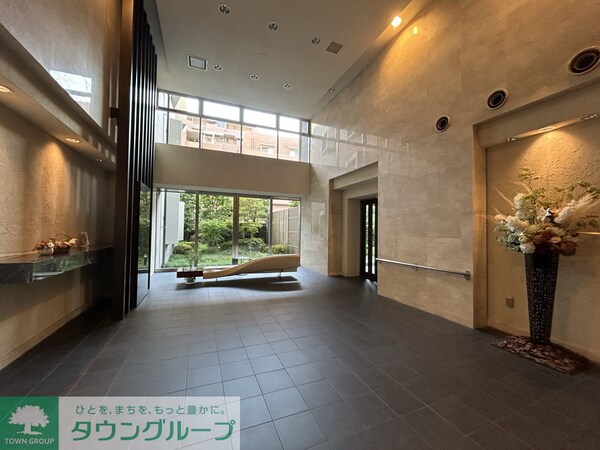 エントランス(エントランス)