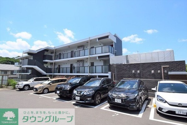 駐車場(★お部屋探しはタウンハウジング稲田堤店まで★)