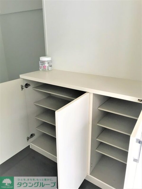 玄関(★お部屋探しはタウンハウジング稲田堤店まで★)