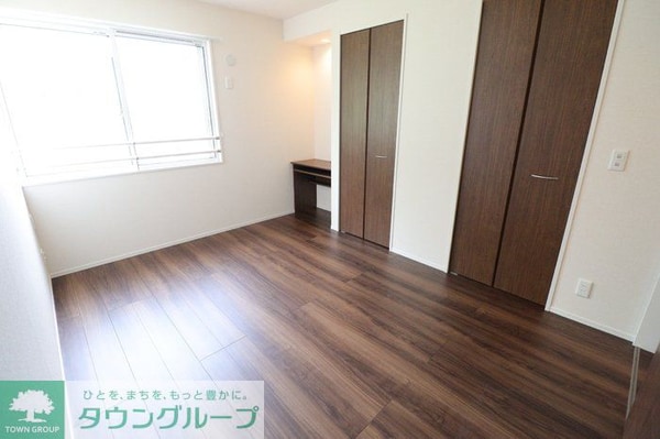 寝室(★お部屋探しはタウンハウジング稲田堤店まで★)