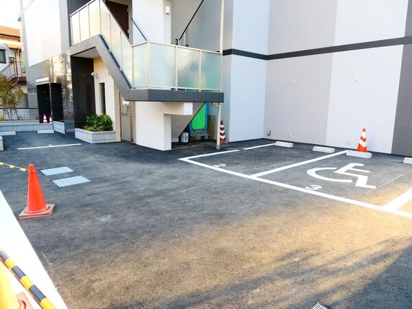 駐車場(駐車場)