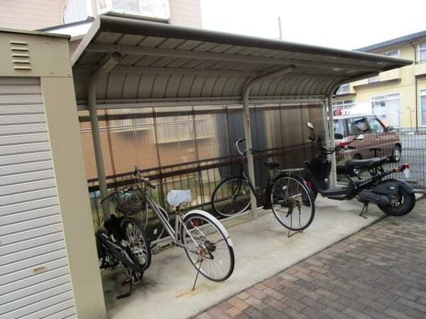駐車場(駐輪場)