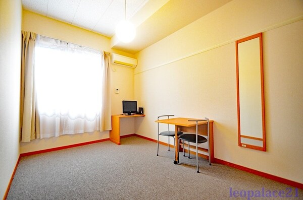 設備(同タイプ部屋の写真となり設備等は現況と異なる場合があります。)