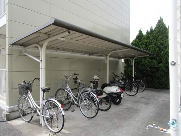 駐車場(駐輪場)
