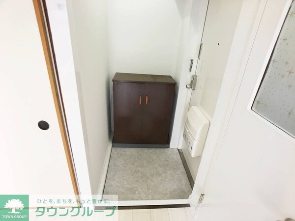 玄関(玄関)