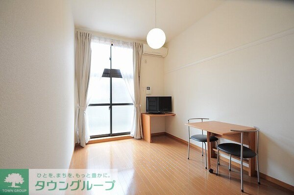 リビング・居室(天井の高いお部屋になります)