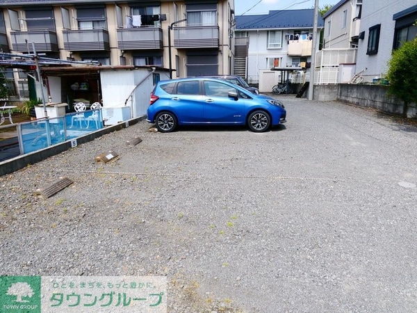 駐車場(駐車場)