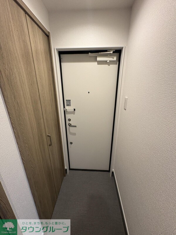 玄関(リビング/居室)