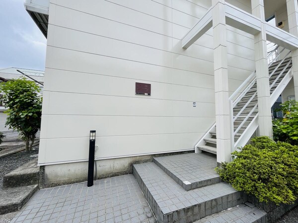 エントランス(庭)