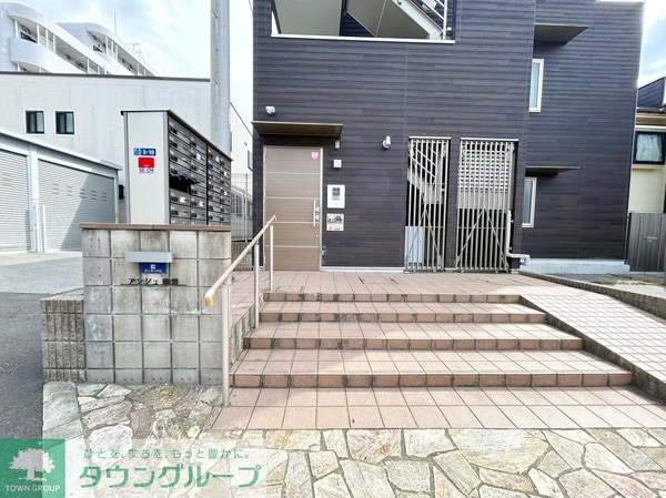 エントランス(★鶴間駅徒歩４分★)