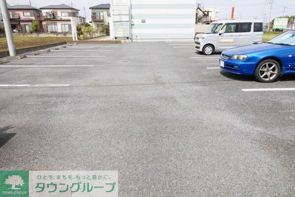 駐車場(駐車場)