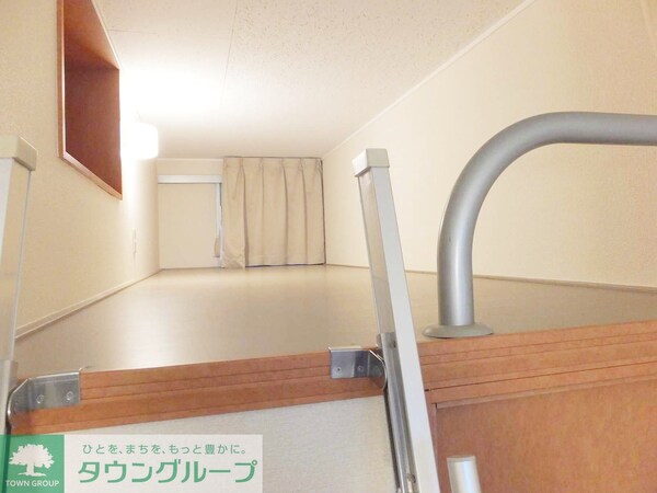 寝室(ロフト)